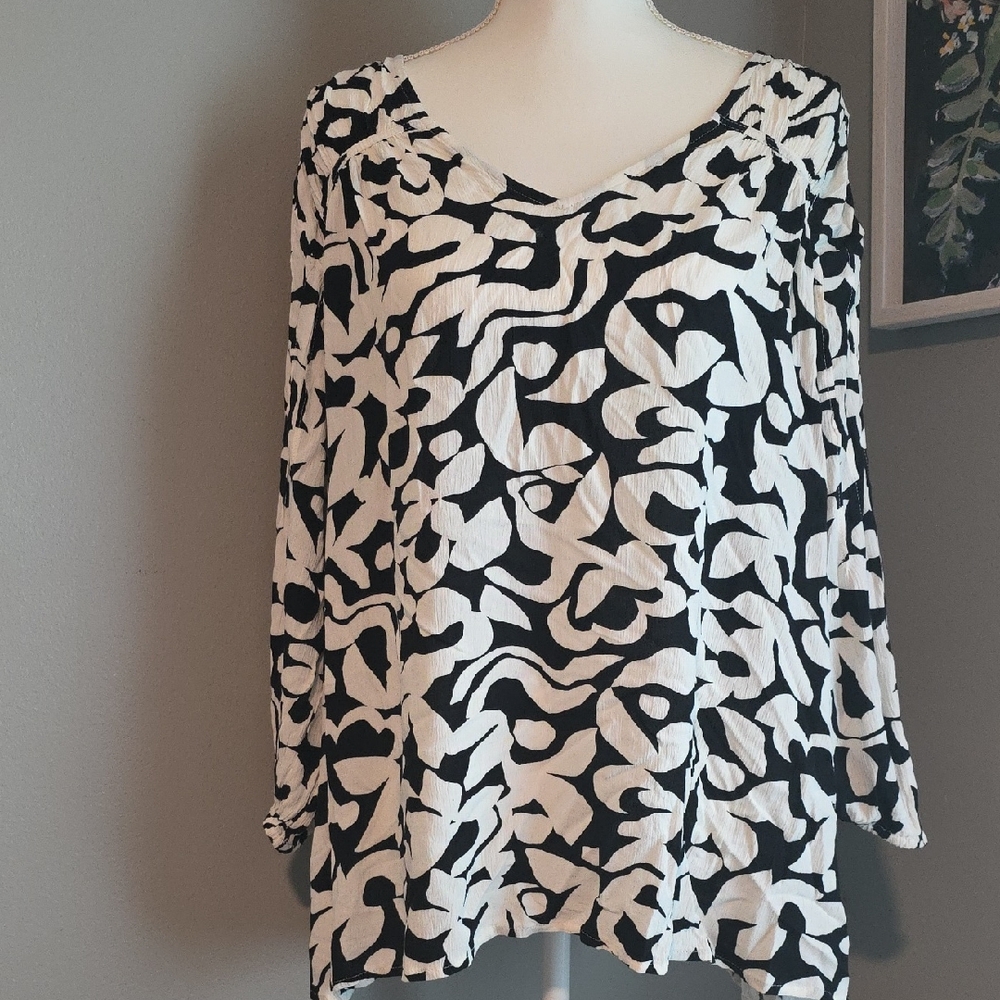 Terra & Sky Black and White 3/4 Sleeve Blouse Size 1X